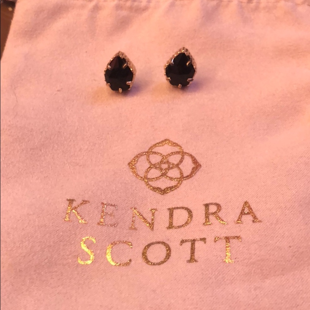Kendra Scott earrings